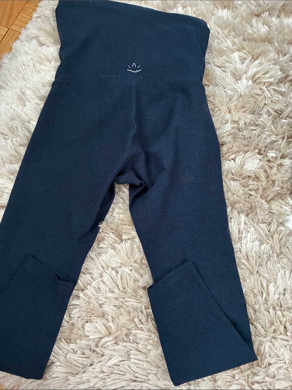 Beyond the Bump Maternity Leggings Navy Small - Picture 3 of 3
